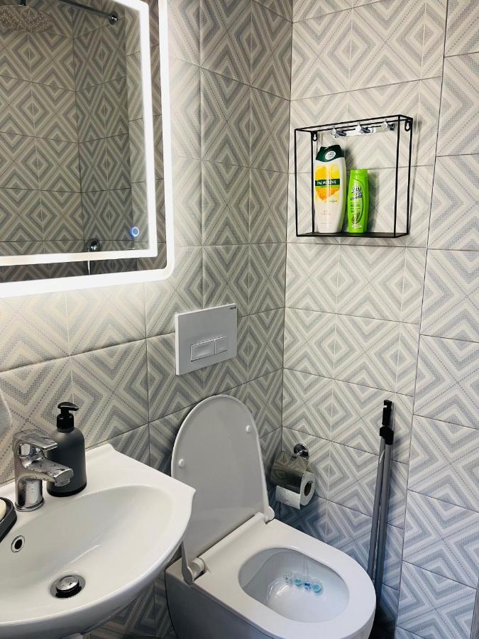 Lovely Ap In The Heart Of Apartament Tirana